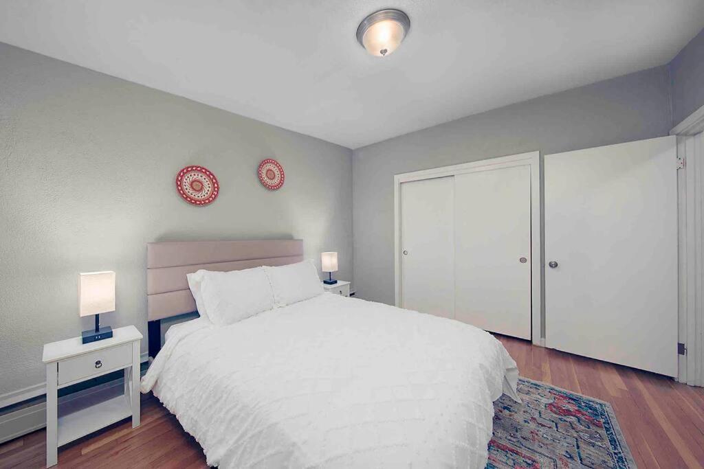 Couples And Beach Lovers Meet Your Needs In One Location Marblehead Eksteriør bilde